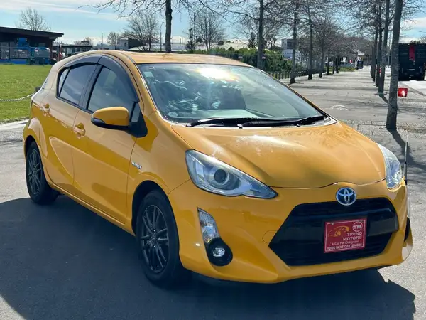2017 Toyota Aqua G PACKAGE PUSH START Carousel 2