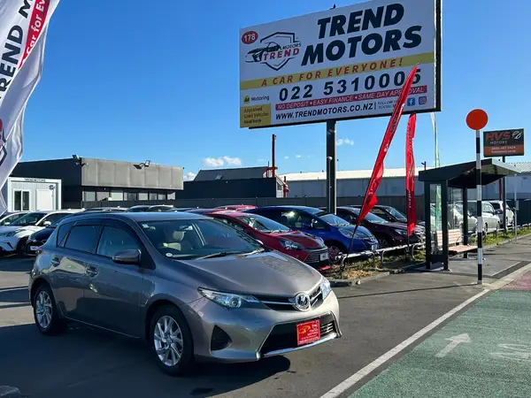 2012 Toyota Auris