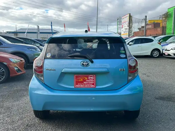 2014 Toyota Aqua S Push Start Package Carousel 6