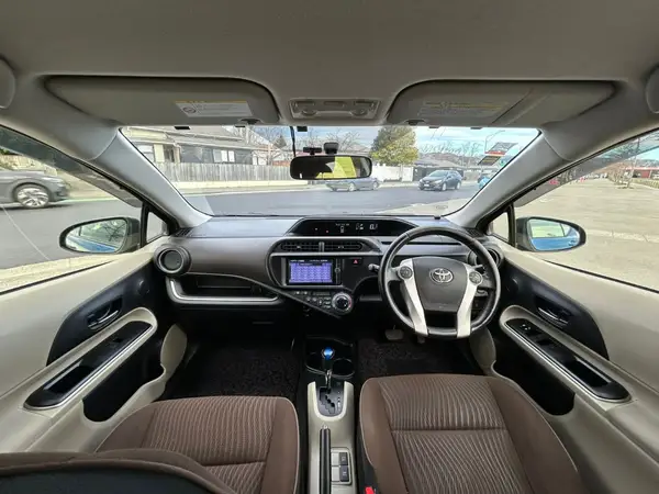 2014 Toyota Aqua G PUSH START Carousel 9