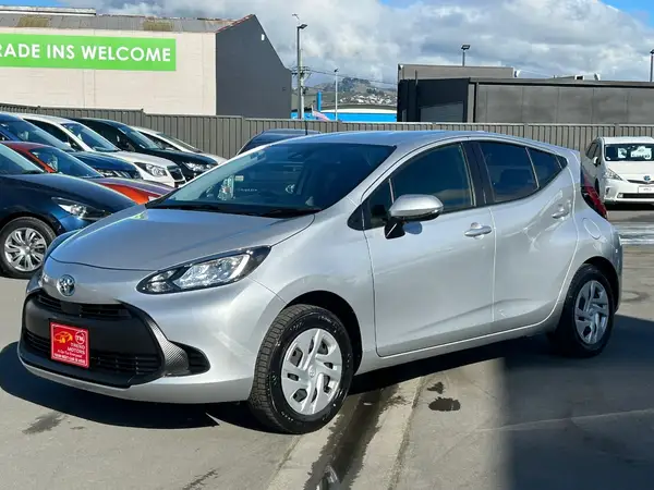 2022 Toyota Aqua X 4WD Carousel 2