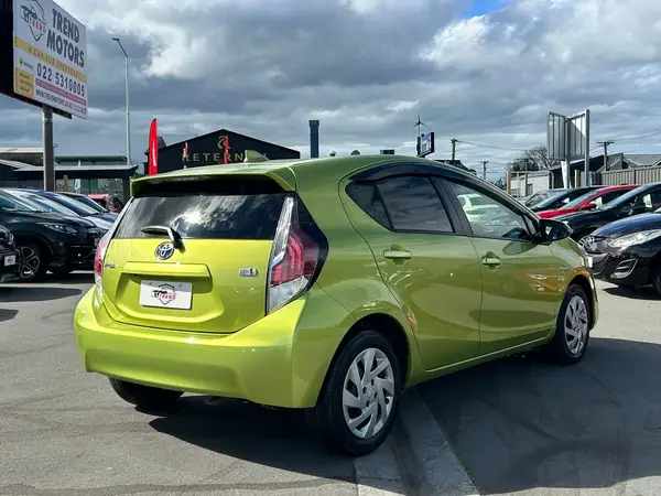 2015 Toyota Aqua G Push Start Carousel 13