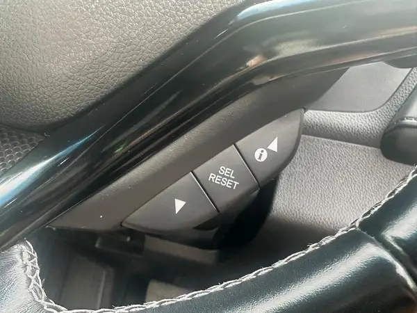 2016 Honda Vezel Carousel 12
