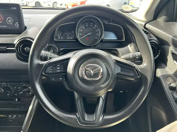 2021 MAZDA 2 Carousel 4
