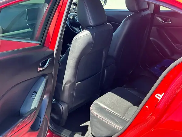2015 Mazda Axela Carousel 4