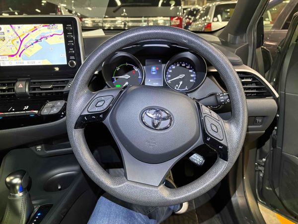 2019 Toyota C-HR Carousel 2