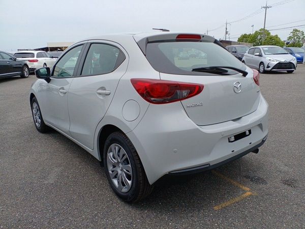 2020 Mazda 2 Carousel 5