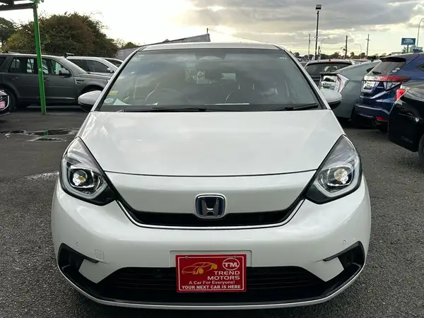 2021 Honda Fit EHEV HOME Carousel 2