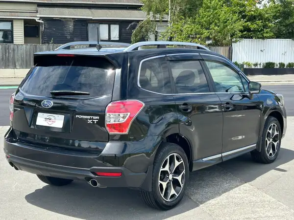2013 Subaru Forester 2.0XT eyesight 4WD Carousel 5