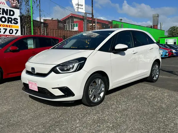 2021 Honda Fit EHEV HOME Carousel 4