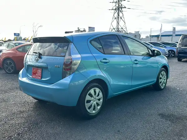 2014 Toyota Aqua S Push Start Package Carousel 1