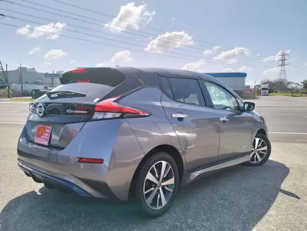 2019 Nissan Leaf X 40KW Carousel 1