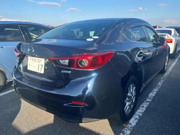 2016 Mazda Axela 15S TOURING Carousel 3