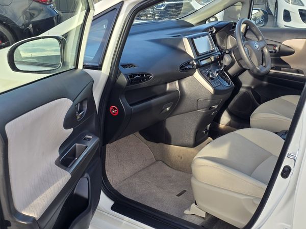 2012 TOYOTA WISH Carousel 1