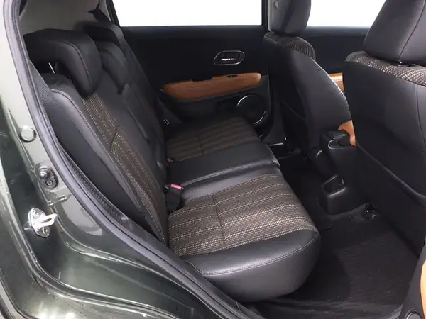 2015 Honda Vezel Carousel 3