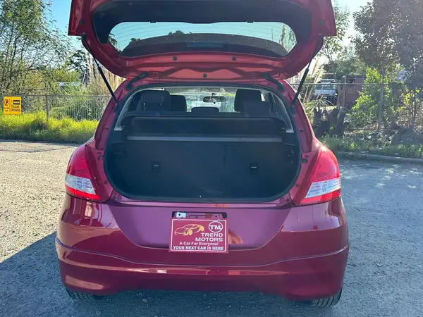 2013 Suzuki Swift RS Carousel 6