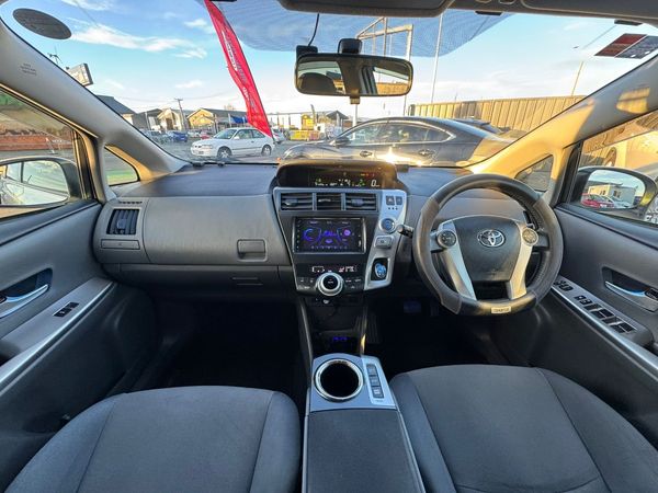 2014 Toyota Prius Carousel 4