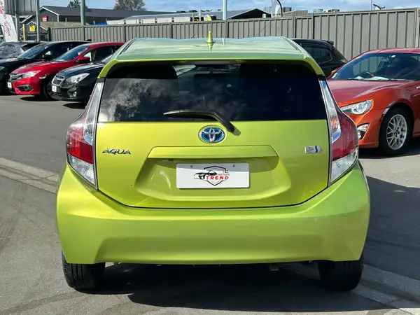 2015 Toyota Aqua G Push Start Carousel 12