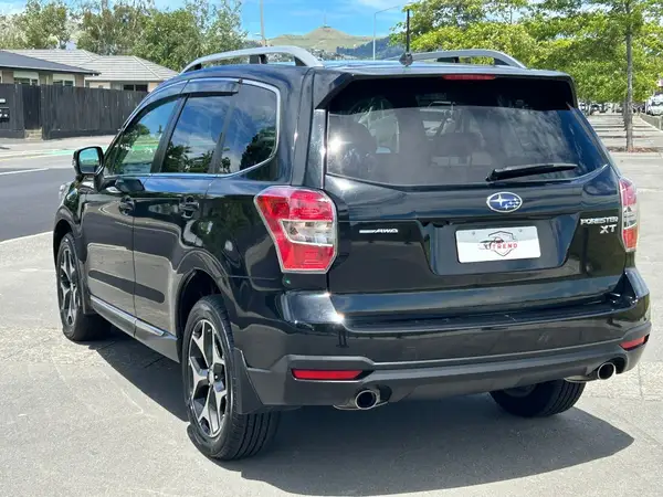2013 Subaru Forester 2.0XT eyesight 4WD Carousel 3