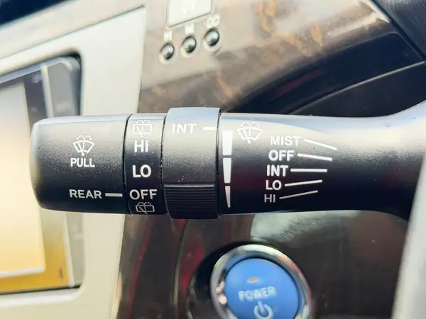 2013 Toyota Prius S MYCOORDE Carousel 15