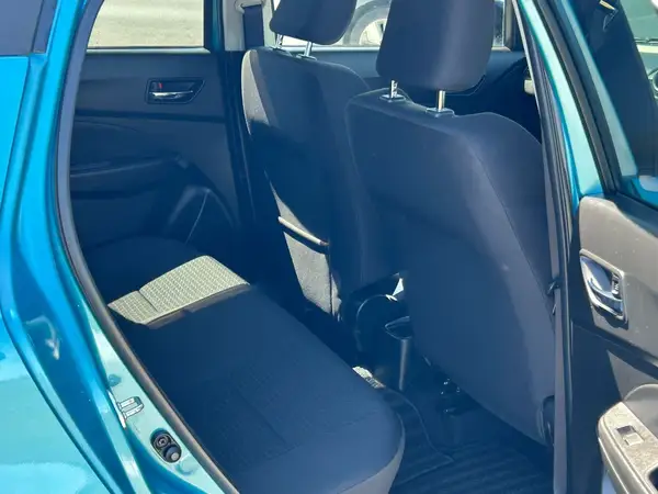 2017 Suzuki Swift 5D XG Carousel 7