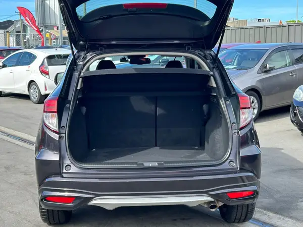 2014 Honda Vezel Carousel 6