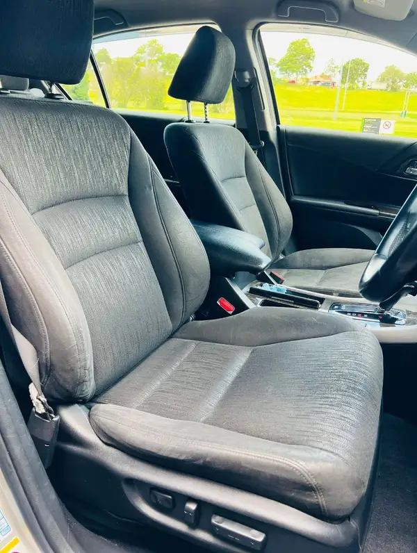  2014 Honda Accord 2.0L Hybrid On Special **Radar Cruise, Rear Shade, Alloys** Carousel 9