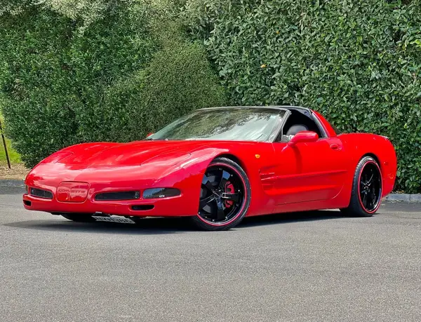 1997 Chevrolet Corvette Coupe Convertible C5 **Left Hand Drive** Carousel 3