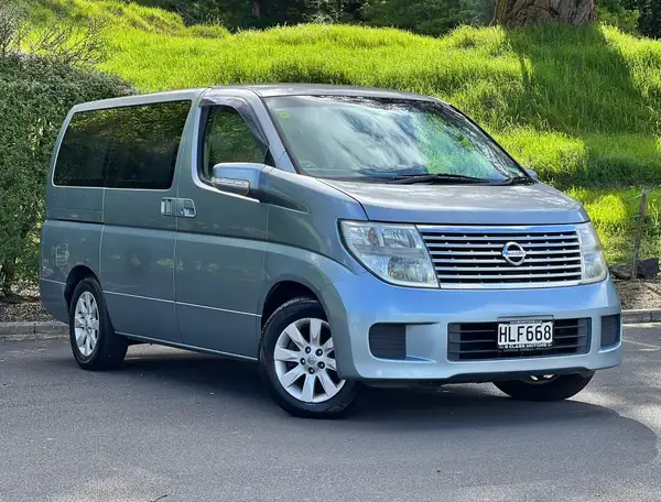  2005 Nissan Elgrand 3.5L Highway Start *Left Electric Doors, Rev/Side Cam*