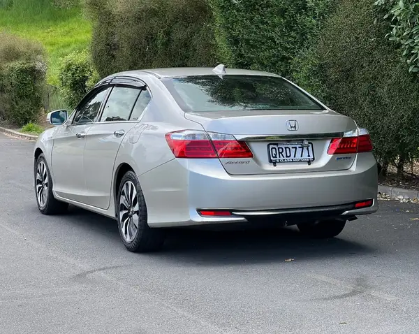  2014 Honda Accord 2.0L Hybrid On Special **Radar Cruise, Rear Shade, Alloys** Carousel 3
