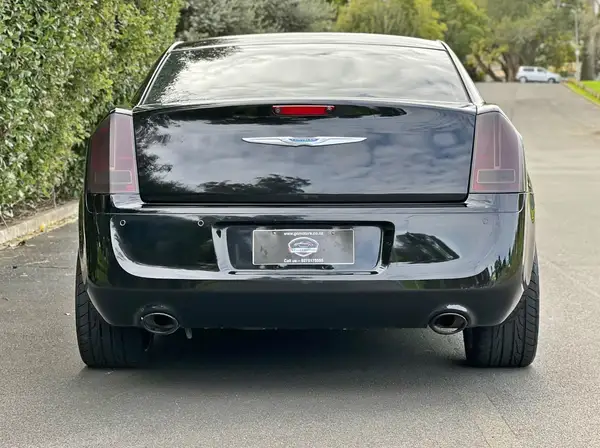 2013 Chrysler 300C *Alpine Sound System, R22 Low Profile Mags* Carousel 4