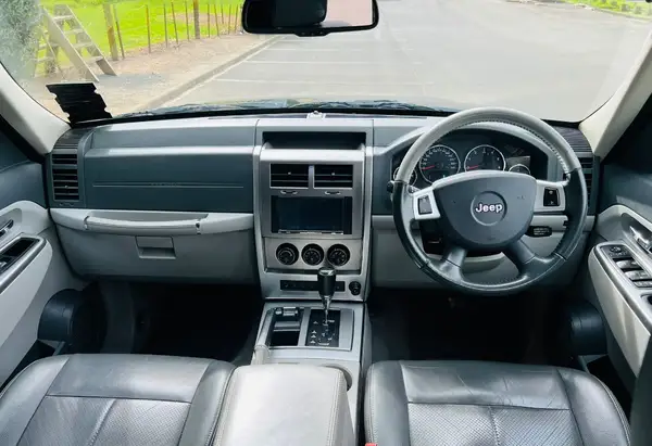  2008 Jeep Cherokee KK LTD 2.8L CRD Carousel 5