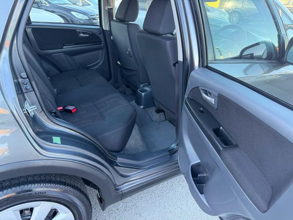 2012 Suzuki Sx4 GLXFB 2.0 5DR Carousel 3