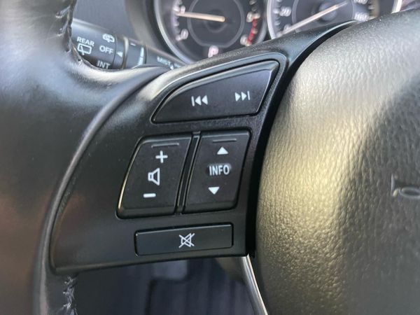 2013 Mazda Atenza Wagon / Low Kms Carousel 6