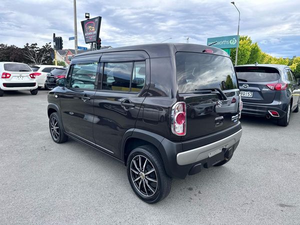 2015 Suzuki Hustler Hybrid / Nice & Tidy Carousel 10