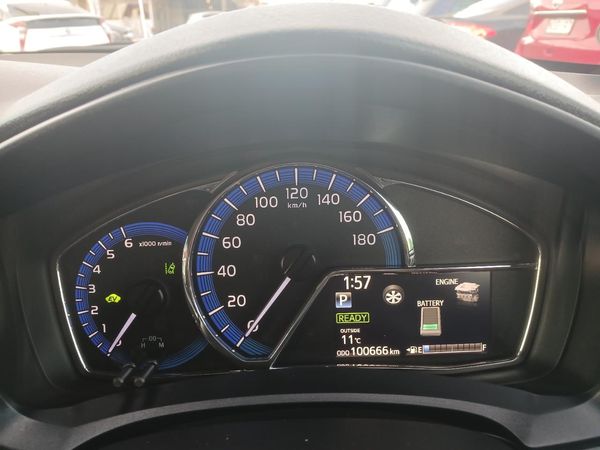 2020 Toyota Corolla Axio Hybrid Carousel 1