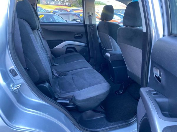 2006 Mitsubishi Outlander 7 Seater Carousel 7