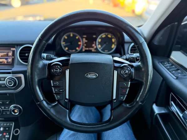 2016 Land Rover Discovery 4 SDV6 HSE Carousel 18