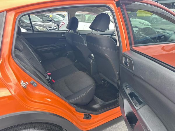 2012 Subaru Xv 2.0i 4WD Carousel 6