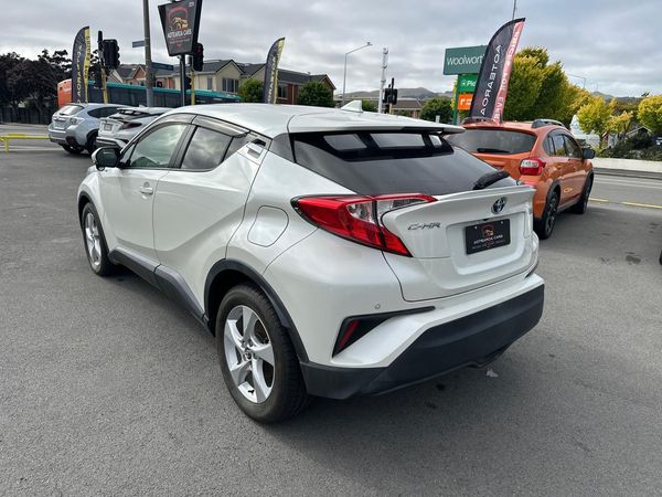 2017 Toyota C-Hr Super Tidy S Model Carousel 10