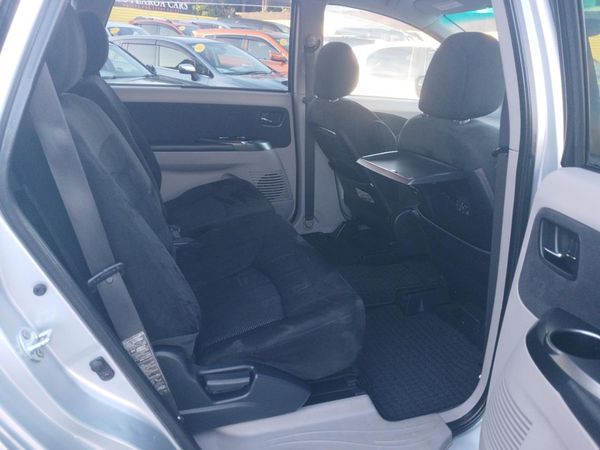 2006 Mitsubishi Grandis 7 Seater Carousel 9