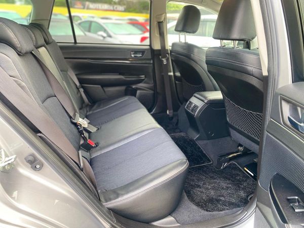 2009 Subaru Legacy WAGON Carousel 10