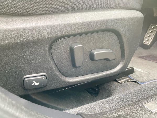 2016 Subaru Levorg AWD Carousel 5