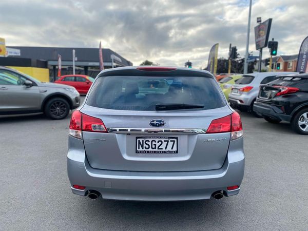 2009 Subaru Legacy WAGON Carousel 15