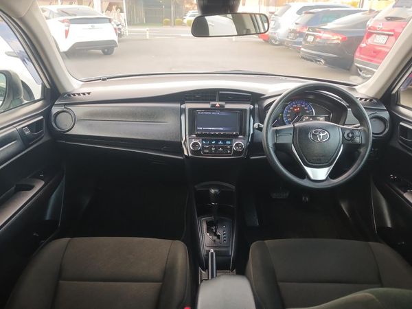 2020 Toyota Corolla Axio Hybrid Carousel 5