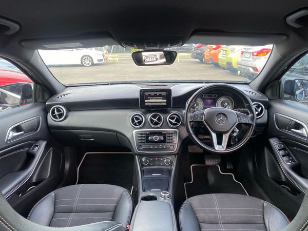 2014 Mercedes-Benz A 200 Super Nice and Tidy Carousel 19