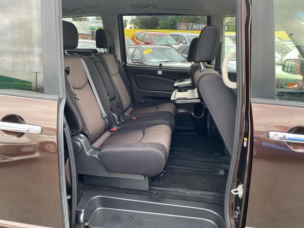 2015 Nissan Serena Both Sides Electric Sliding Doors Carousel 9