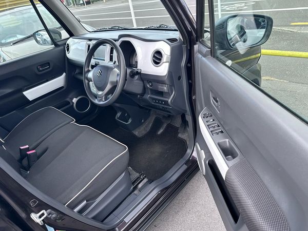 2015 Suzuki Hustler Hybrid / Nice & Tidy Carousel 2