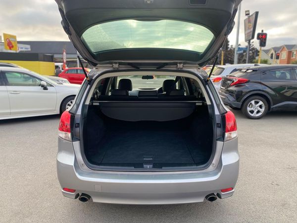 2009 Subaru Legacy WAGON Carousel 17