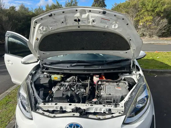 Toyota Aqua 2018 Carousel 19